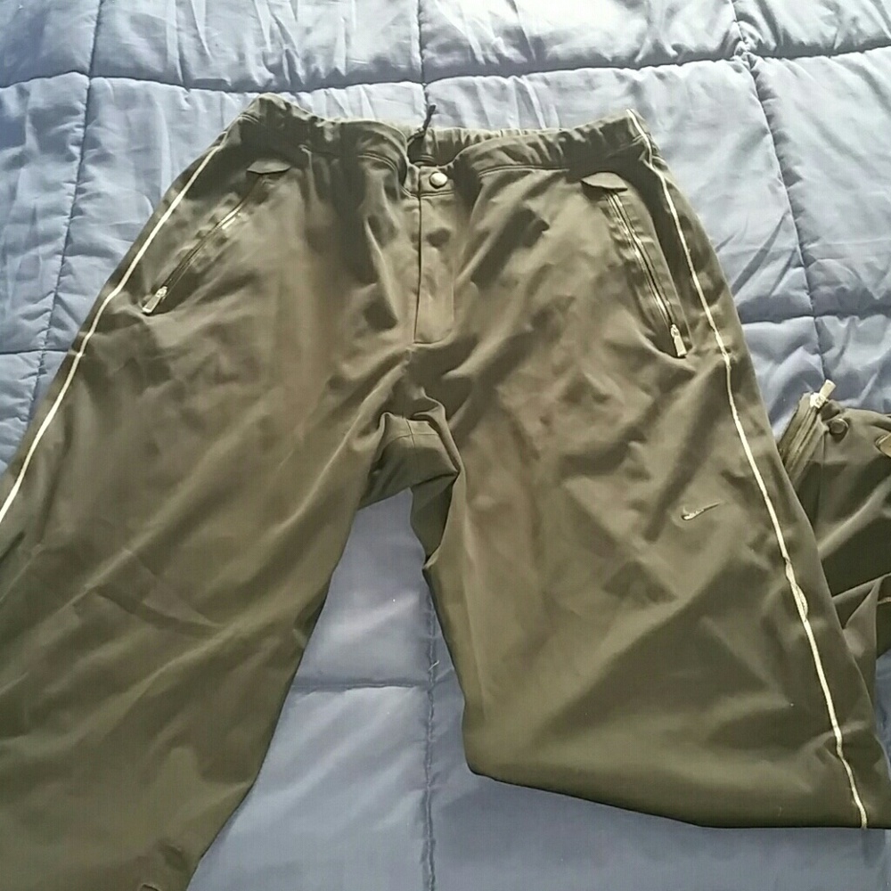 Black Nike golf storm fit pants
